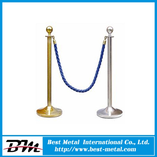 queue rope barrier